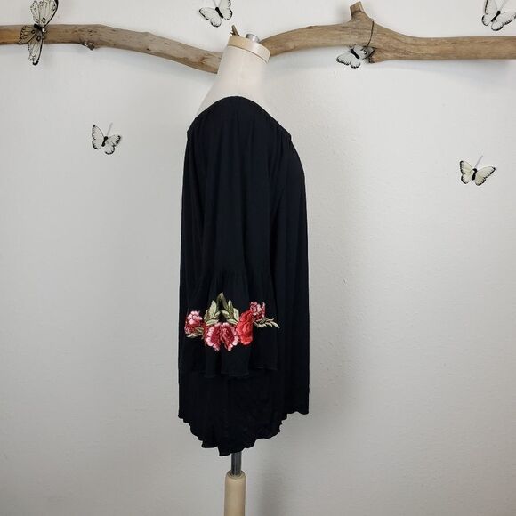 Cure black stretchy bell sleeve top boho - Picture 5 of 7